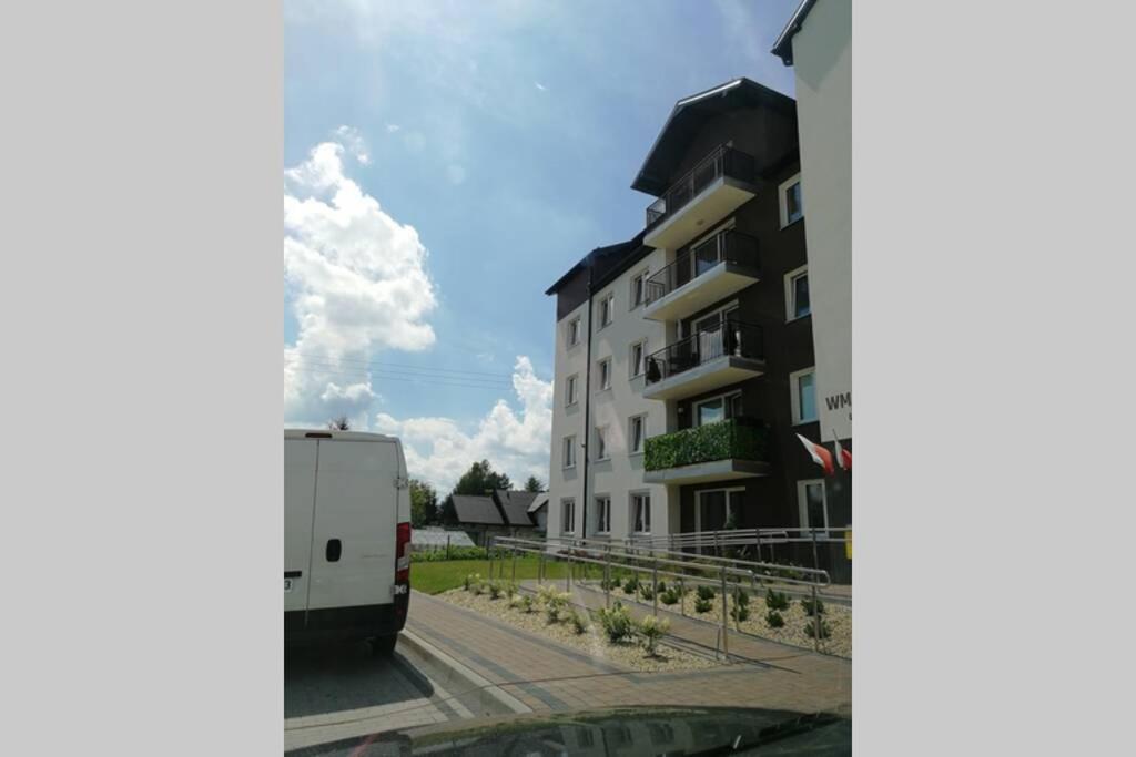 Nova Apartment Sanok Exteriör bild